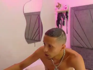 Chaturbate Sex Chat of naughtyfusion_os