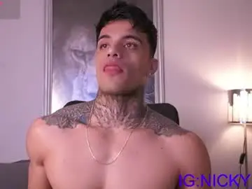 Chaturbate Nude Webcam of alan_morrys