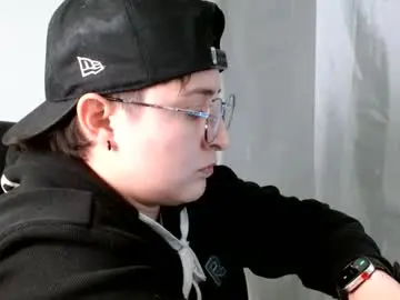 Chaturbate Best live sex cam show of alex_parker07