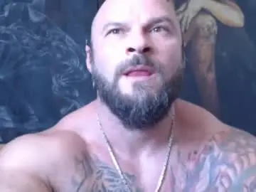 Chaturbate Live Sex of viking_me