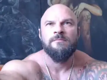 Chaturbate Live Sex of viking_me