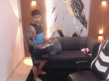 Chaturbate Nude Webcam of thomson_hot01