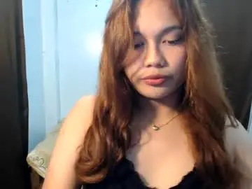 Chaturbate Sex Cam of naughtyhot_samie19