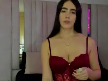 Chaturbate Nude Webcam of emi_royse