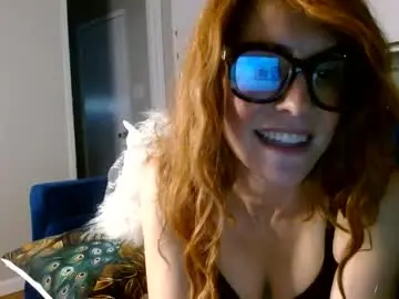 Chaturbate Best live sex cam show of queenamber22