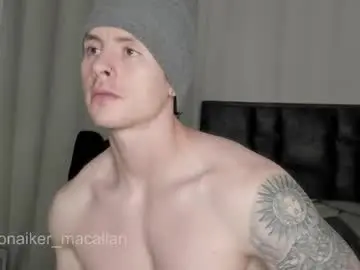 Chaturbate Free Porn Cam of jhonny_macallan