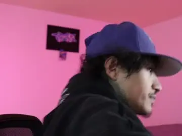 Chaturbate Live Porn of trieone