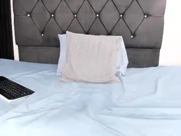 Chaturbate Live Sex Cam of eboony_moon