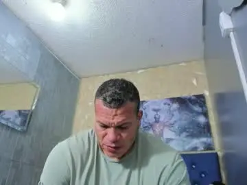 Chaturbate Free Porn Cam of tyleer_scot