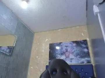 Chaturbate Live Sex Cam of tyleer_scot