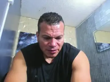 Chaturbate Live Sex of tyleer_scot