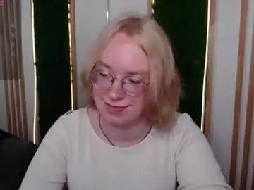Chaturbate Live Sex Cam of amanda_butlerr