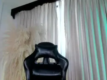 Chaturbate Live Porn of juliensaint_