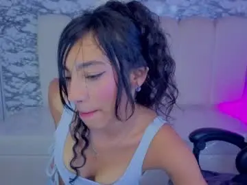 Chaturbate Live Sex Cam of adarasuri_v