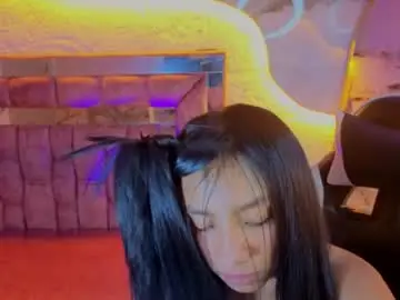 Chaturbate Live Sex Cam of adarasuri_v