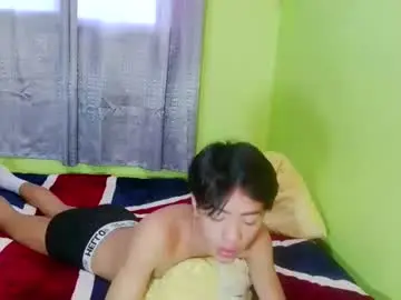 Chaturbate Live Sex Cam of babytwinkxxxx