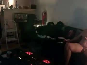 Chaturbate Free Live Porn of goldyguy011