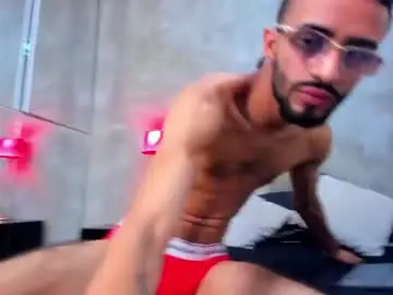 Chaturbate Best live sex cam show of felipe_casttan