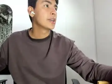Chaturbate Nude Webcam of alexandluke1