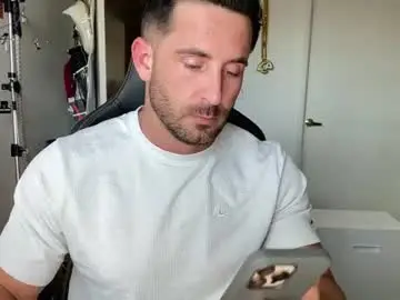 Chaturbate Live Porn of brettmycles