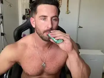 Chaturbate Watch Live Sex Cams of brettmycles