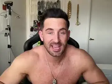 Chaturbate Live Sex Cam of brettmycles