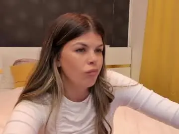 Chaturbate Live Sex Cam of elisetyler89