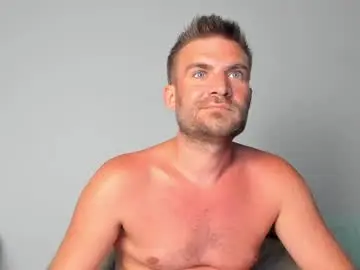 Chaturbate Free Live Porn of 10in_deluxe