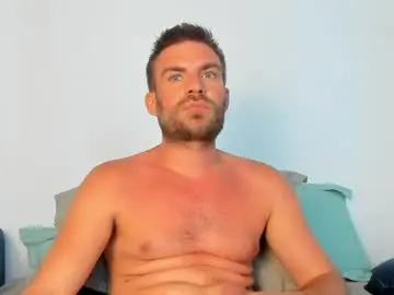 Chaturbate Live Sex Cam of 10in_deluxe