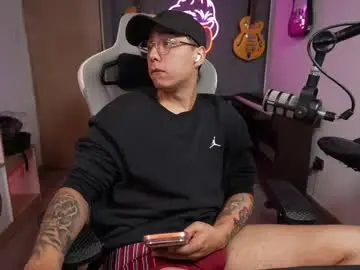 Chaturbate Live Sex of bigxboy96