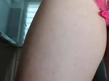 Chaturbate Best live sex cam show of horny_mommmy