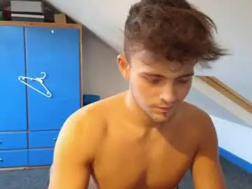 Chaturbate Nude Webcam of adr_twink