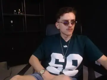 Chaturbate Live Sex Cam of felixstark