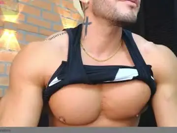 Chaturbate Best live sex cam show of zac_levis