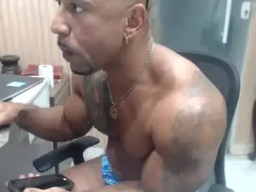 Chaturbate Live Porn of hebertgomes