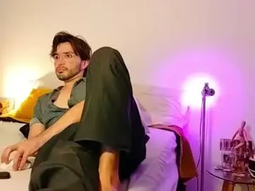Chaturbate Watch Live Sex Cams of camilosaennz