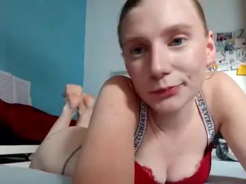 Chaturbate Best live sex cam show of lia06_