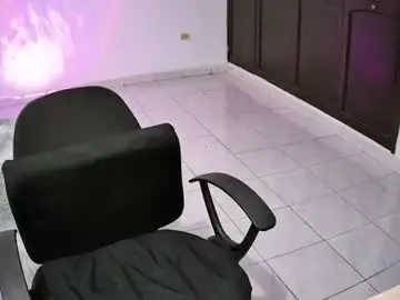 Chaturbate Private Sex Chat of alixxx_culombia
