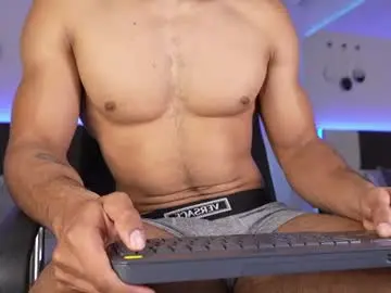 Chaturbate Free Porn Cam of danteestone