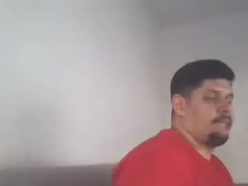 Chaturbate Live Sex Cam of famousboy1