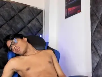 Chaturbate Watch Live Sex Cams of liamkron