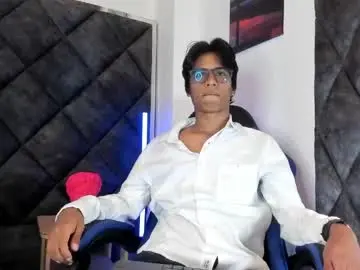 Chaturbate Live Sex Cam of liamkron