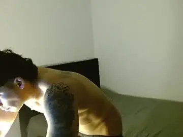 Chaturbate Live Sex of m1chaelx_