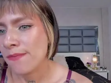 Chaturbate Free Porn Cam of mrs_regina_clk