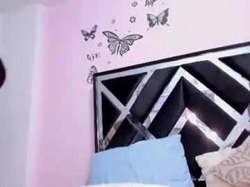 Chaturbate Sex Cam of gabyyjones