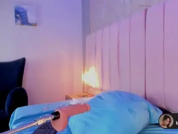 Chaturbate Sex Cam of hillarycollins