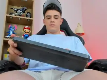 Chaturbate Nude Webcam of mikecooper_