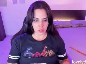 Chaturbate Private Sex Chat of lovelydollyxx_