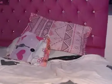 Chaturbate Live Sex Cam of lunita2020x