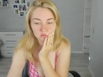 Chaturbate Nude Webcam of helen_angel_girl